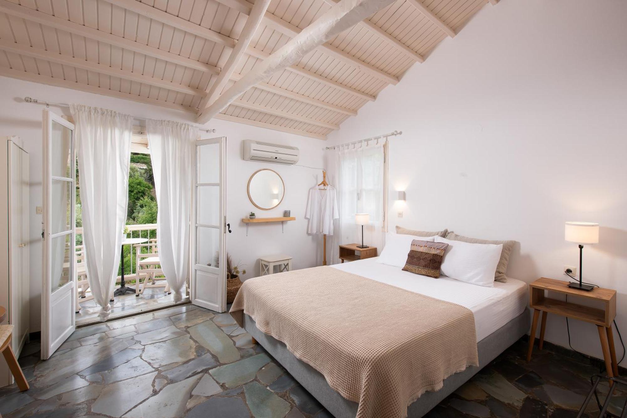 Lithea Villas And Studios By The Sea Агиос-Петрос-Алонис Экстерьер фото