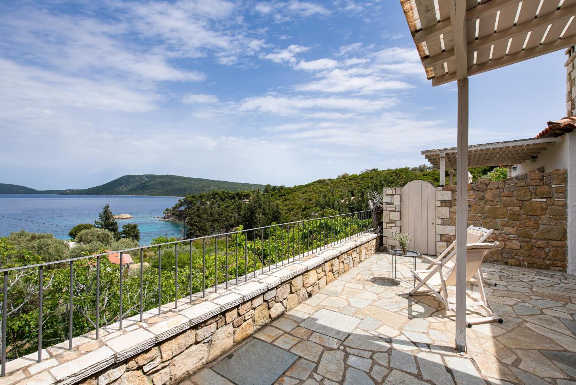 Lithea Villas And Studios By The Sea Агиос-Петрос-Алонис Экстерьер фото